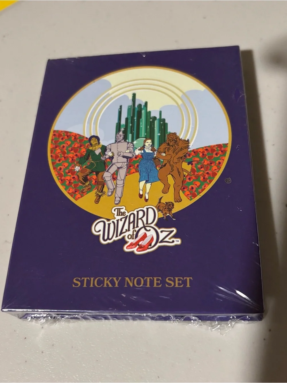 Wizard of oz. Small pack of sticky notes. New